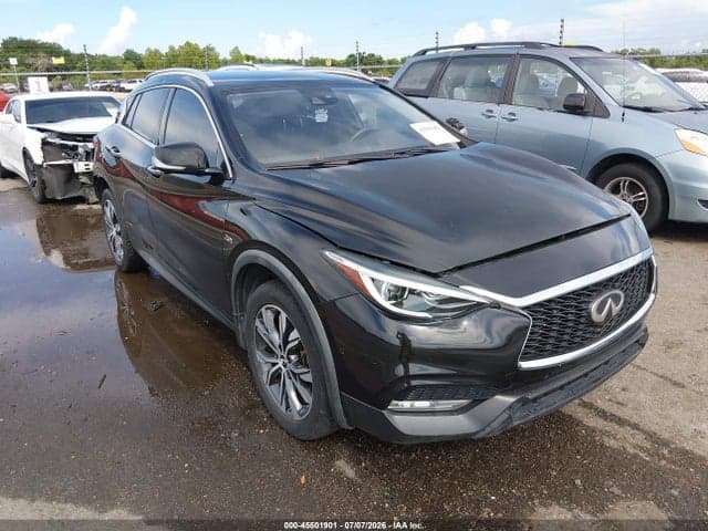 2017 INFINITI QX30 PREMIUM