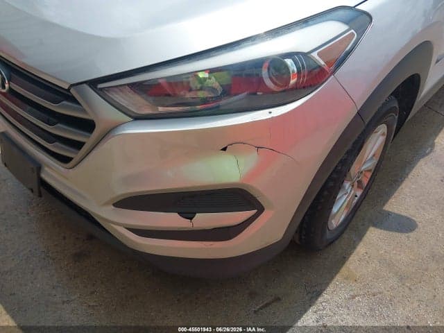 2018 HYUNDAI TUCSON SE 6