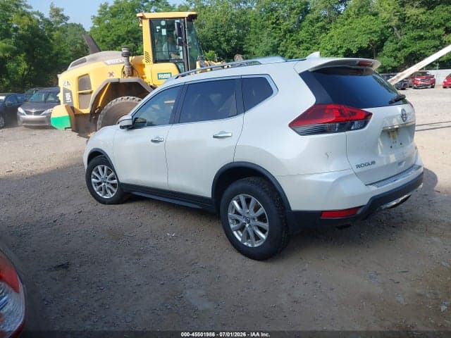 2018 NISSAN ROGUE SV 3