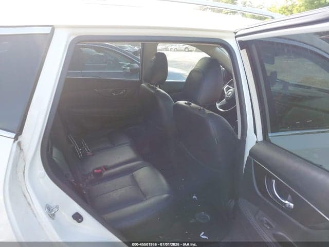 2018 NISSAN ROGUE SV 8
