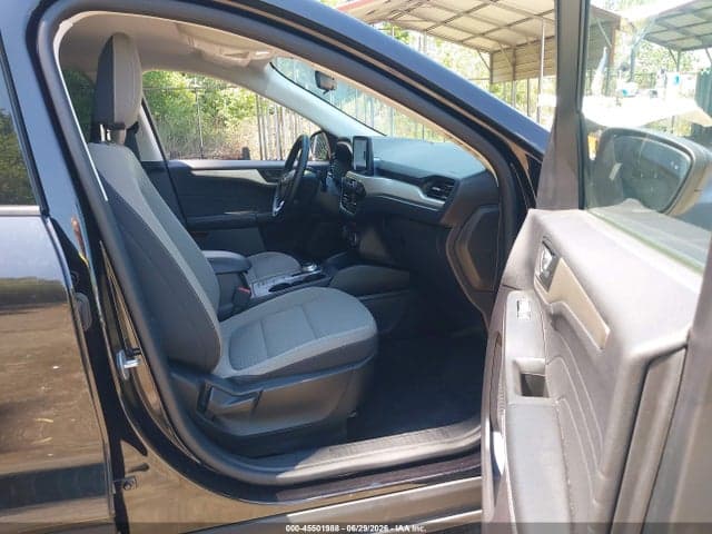 2022 FORD ESCAPE SE 5