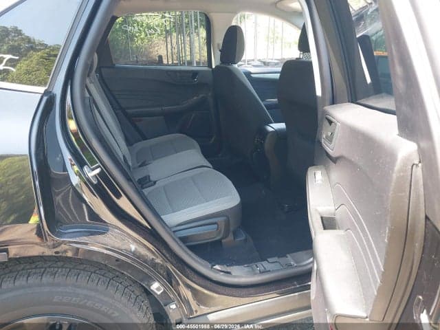 2022 FORD ESCAPE SE 8