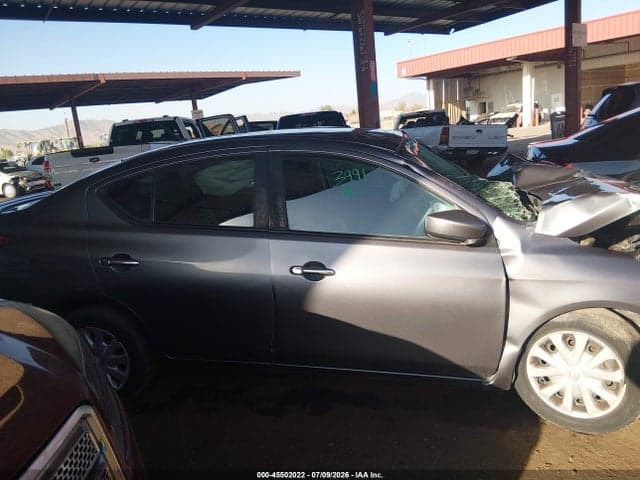 2019 NISSAN VERSA 1.6 SV 12