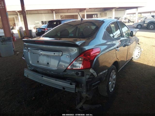 2019 NISSAN VERSA 1.6 SV 4