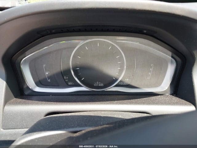 2017 VOLVO XC60 T6 DYNAMIC 7
