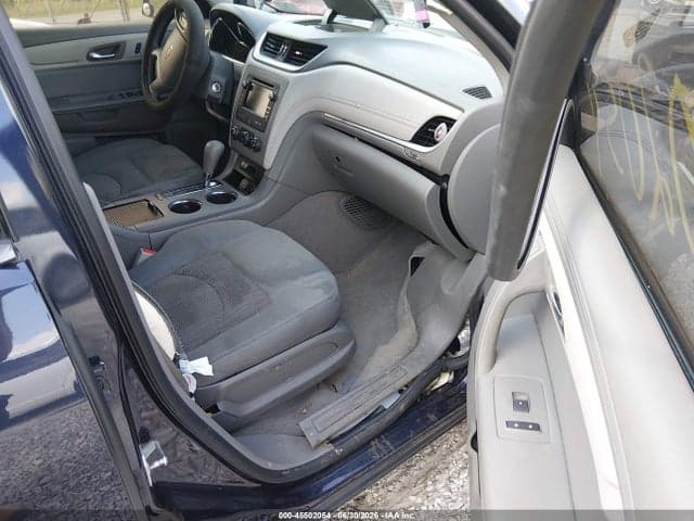 2017 CHEVROLET TRAVERSE LS 5