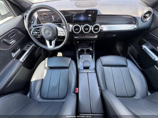 2021 MERCEDES-BENZ GLB 250 4MATIC 8