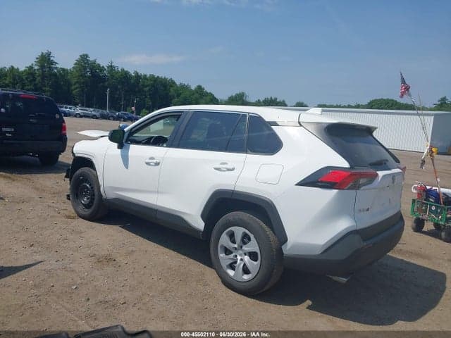 2023 TOYOTA RAV4 LE 3