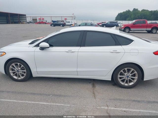 2019 FORD FUSION SE 14