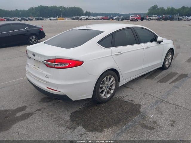 2019 FORD FUSION SE 4