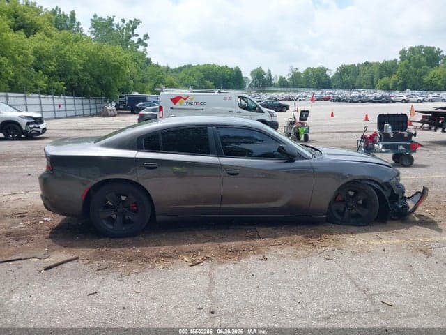 2017 DODGE CHARGER SXT 14