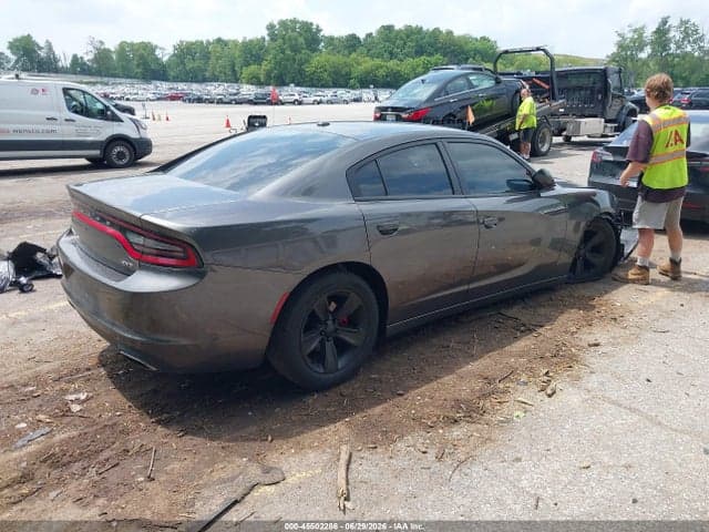 2017 DODGE CHARGER SXT 4
