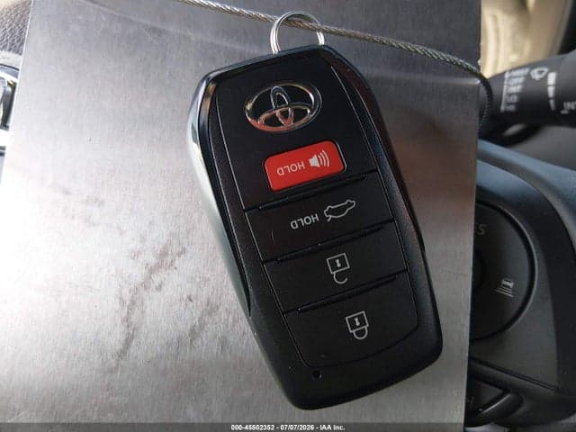 2026 TOYOTA COROLLA SE 11