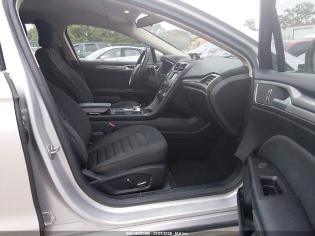 2017 FORD FUSION SE 5