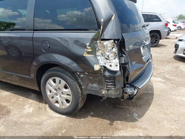 2020 DODGE GRAND CARAVAN SE 6