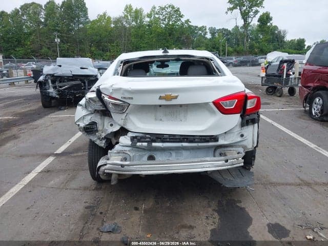 2018 CHEVROLET CRUZE LS AUTO 17