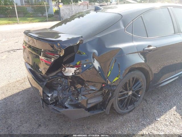 2025 TOYOTA CAMRY SE 6