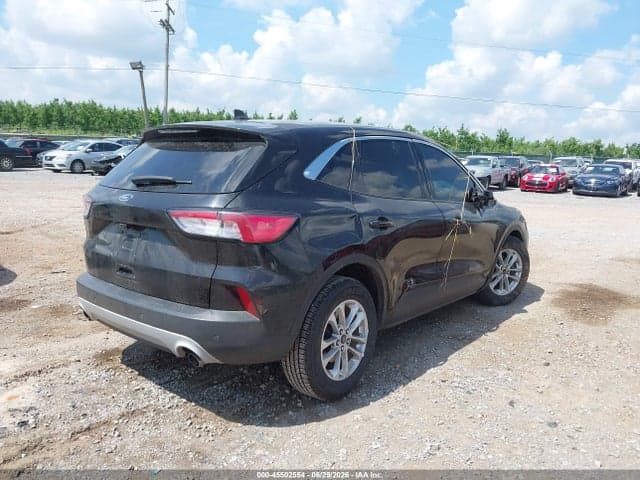 2020 FORD ESCAPE SE 4