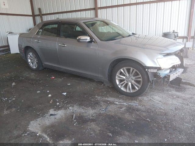 2017 CHRYSLER 300C - 1