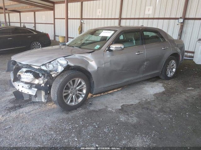 2017 CHRYSLER 300C 2