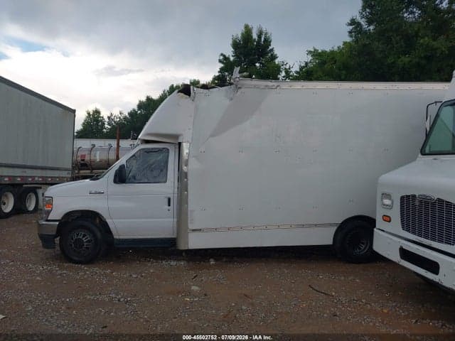 2022 FORD E-350 CUTAWAY 14