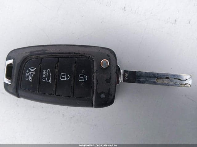 2018 HYUNDAI ACCENT SE 11