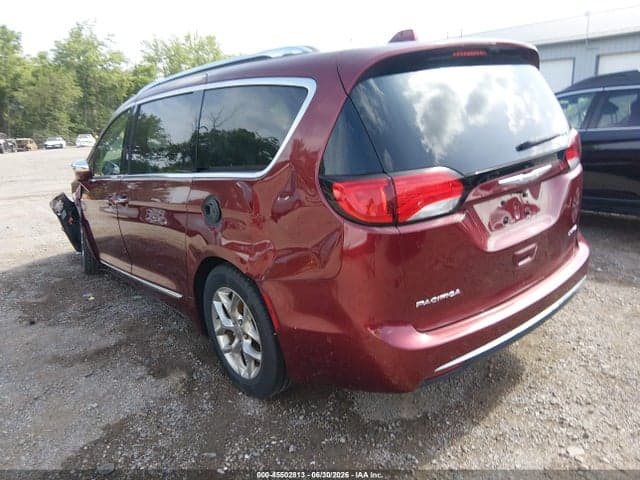 2019 CHRYSLER PACIFICA LIMITED 3