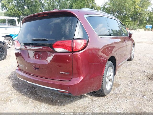 2019 CHRYSLER PACIFICA LIMITED 4
