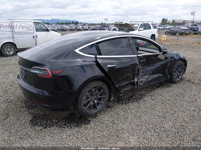 2019 TESLA MODEL 3 4