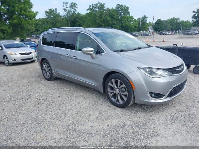 2019 CHRYSLER PACIFICA LIMITED 1