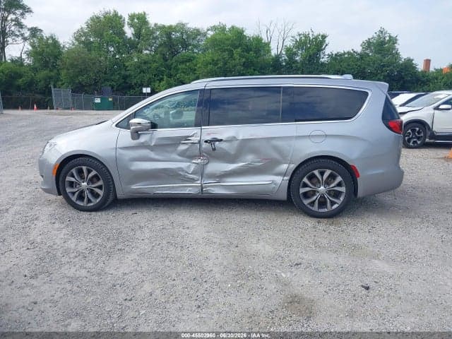 2019 CHRYSLER PACIFICA LIMITED 14