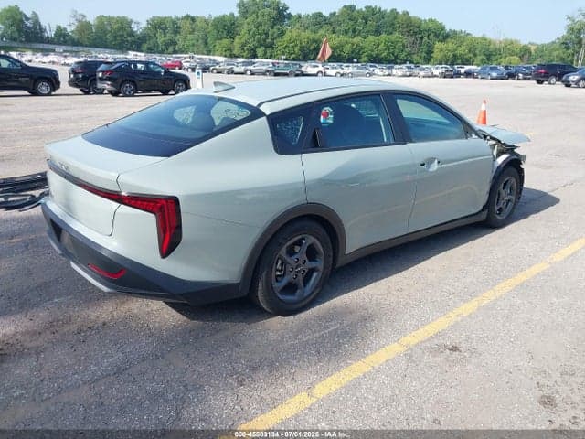 2025 KIA K4 LXS 4