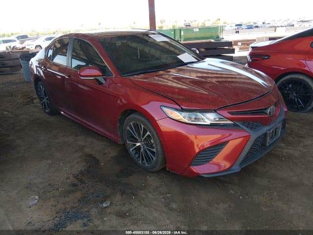 2018 TOYOTA CAMRY SE