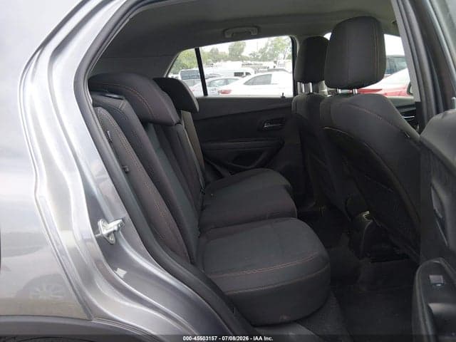 2020 CHEVROLET TRAX FWD LS 8