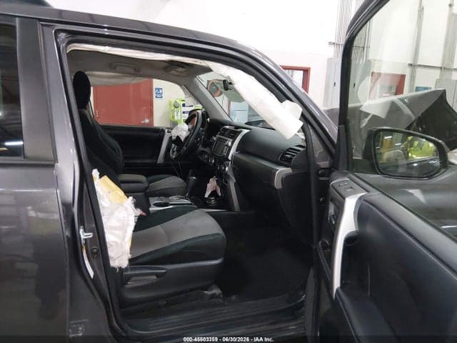 2019 TOYOTA 4RUNNER SR5 5