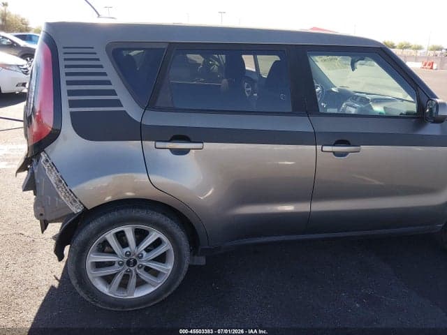 2018 KIA SOUL + 6
