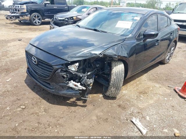 2018 MAZDA MAZDA3 TOURING 6