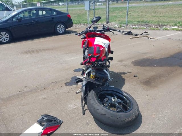 2021 DUCATI STREETFIGHTER V4/V4S 6
