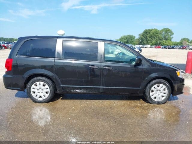 2020 DODGE GRAND CARAVAN SE 18