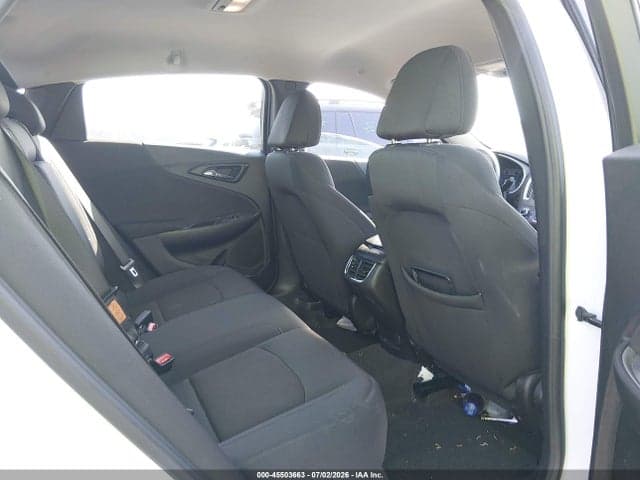 2023 CHEVROLET MALIBU FWD 1LT 8