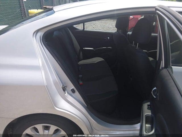 2019 NISSAN VERSA 1.6 SV 8