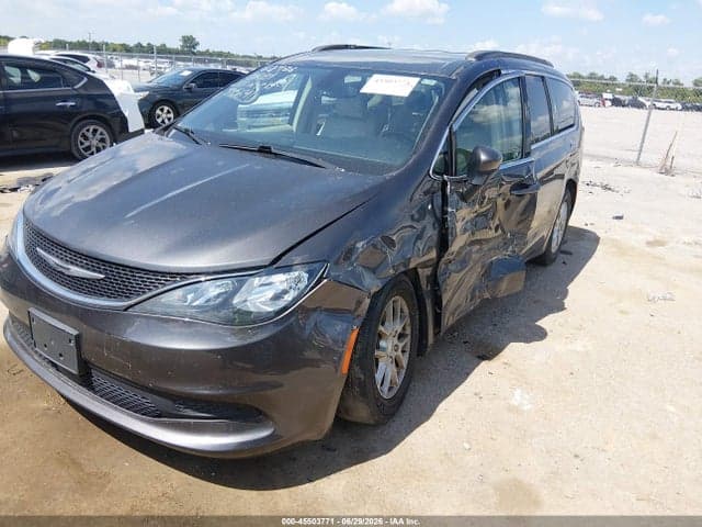 2021 CHRYSLER VOYAGER LXI 2