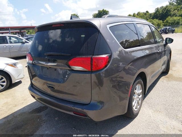 2021 CHRYSLER VOYAGER LXI 4
