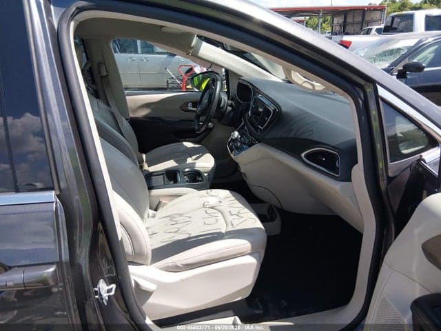 2021 CHRYSLER VOYAGER LXI 5