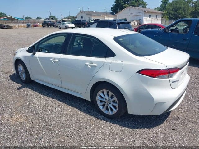 2021 TOYOTA COROLLA LE 3