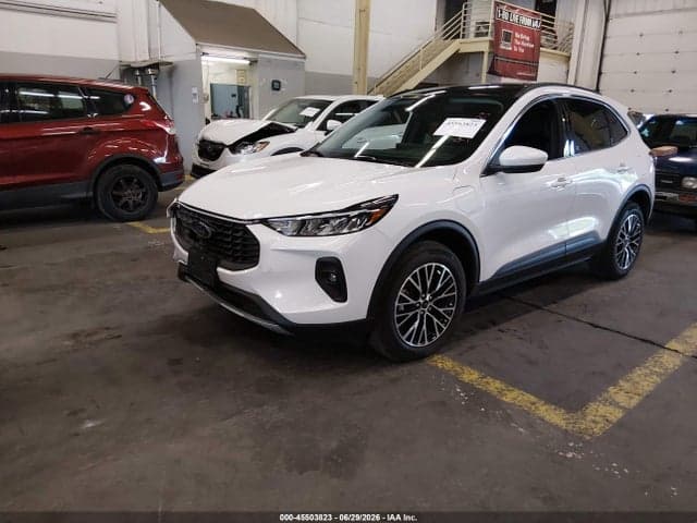 2025 FORD ESCAPE PHEV 2