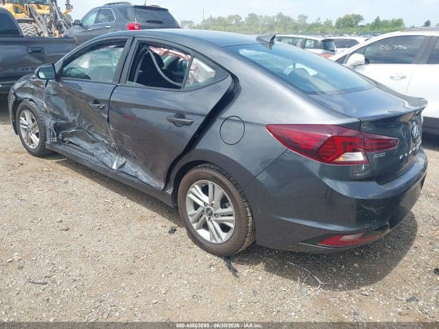 2020 HYUNDAI ELANTRA SEL 3
