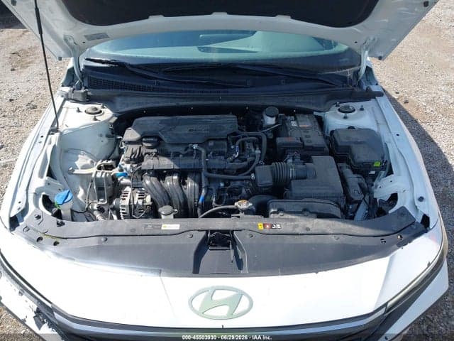2025 HYUNDAI ELANTRA SE 10