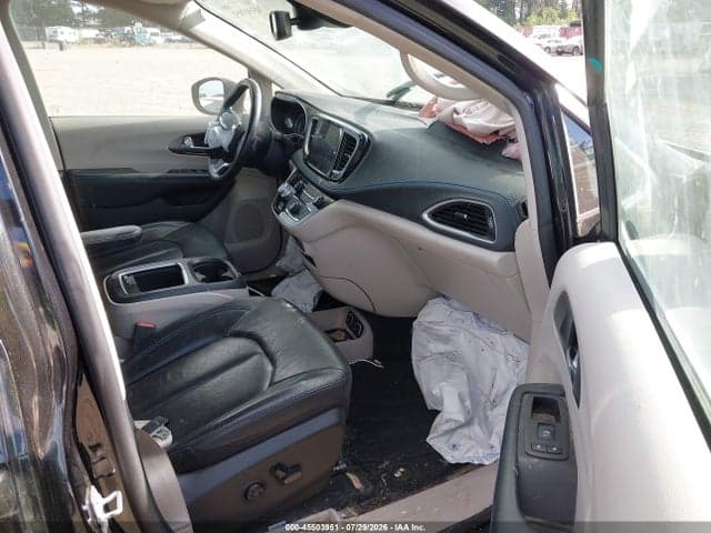 2021 CHRYSLER PACIFICA TOURING L AWD 5