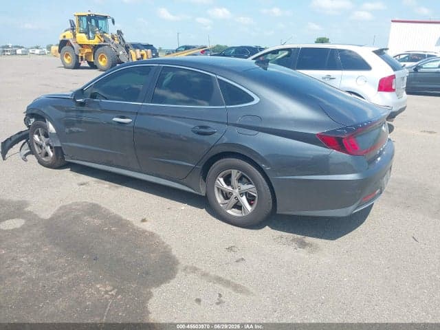 2023 HYUNDAI SONATA SE 3